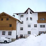 106 Wiesenhof By Interhome